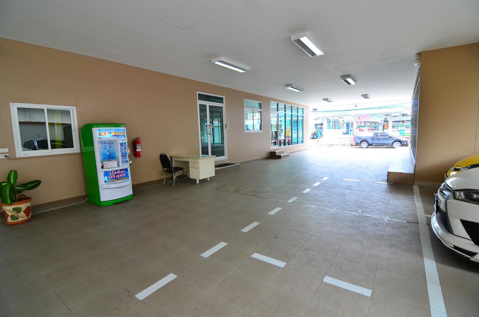 The Best Place Samut Prakan Exterior foto