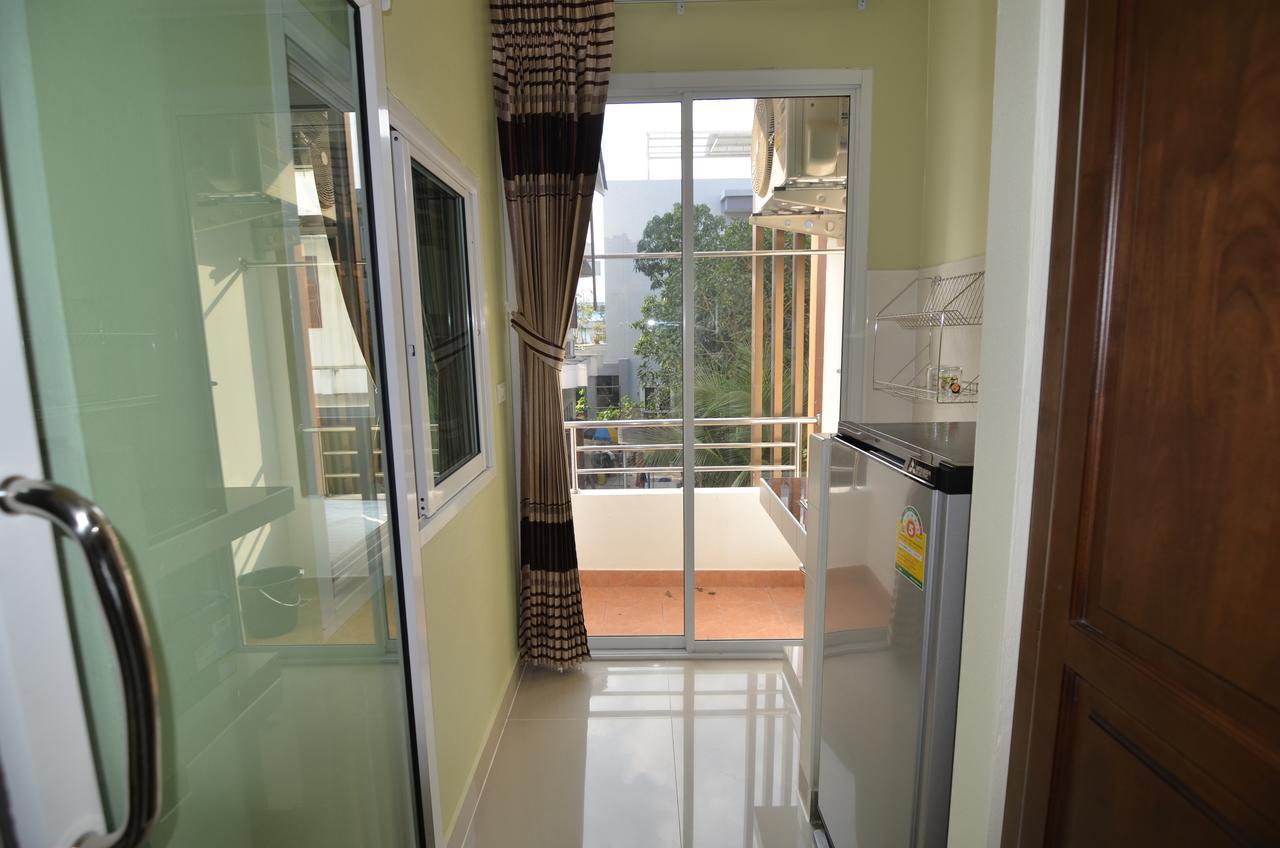 The Best Place Samut Prakan Exterior foto