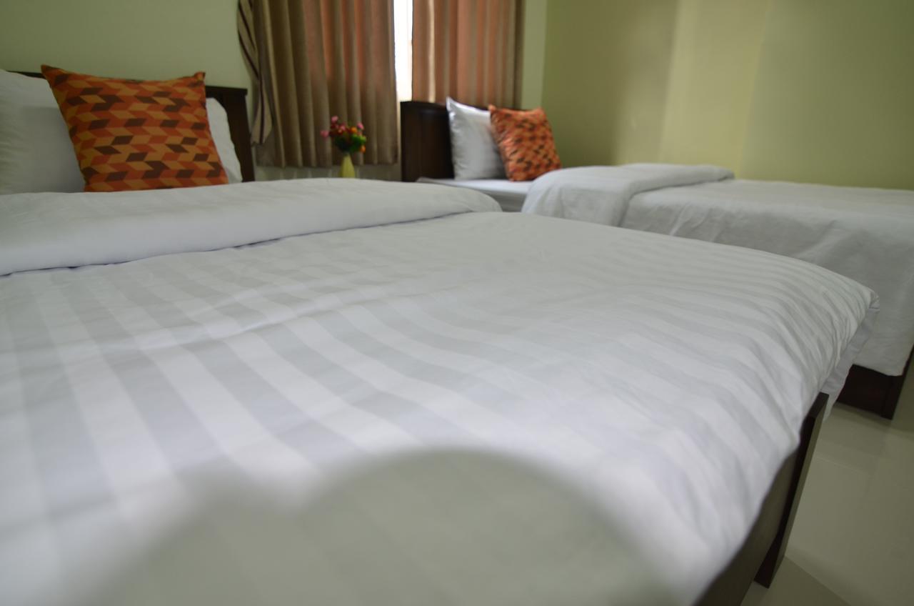 The Best Place Samut Prakan Exterior foto