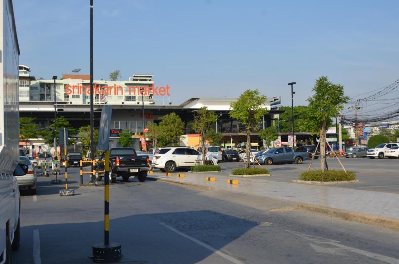 The Best Place Samut Prakan Exterior foto